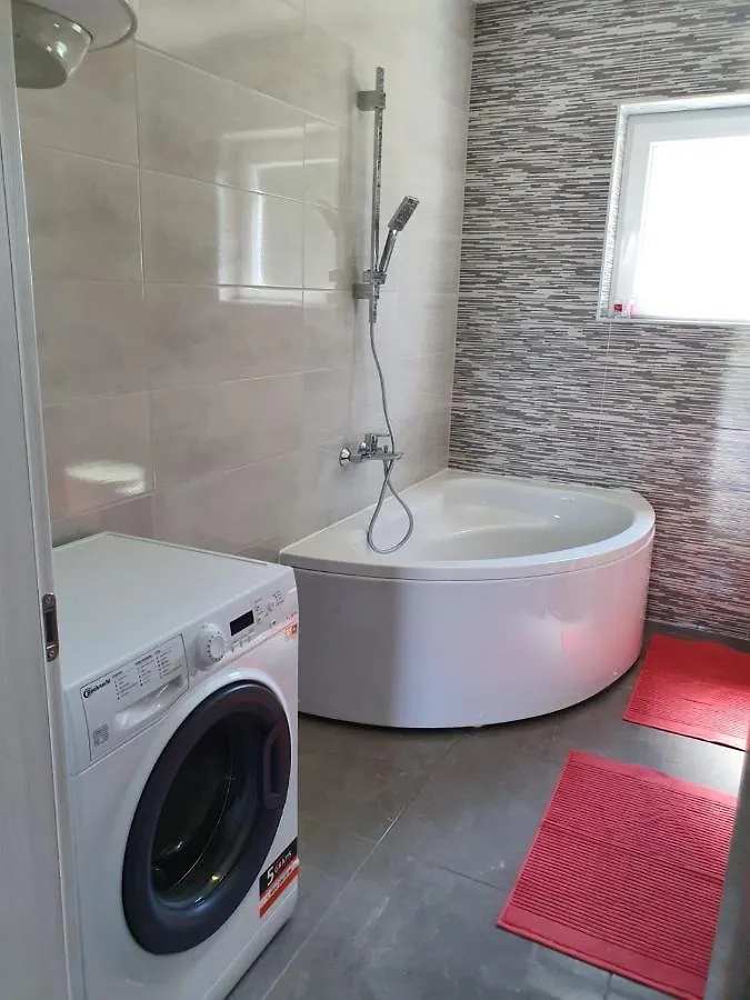 Apartment Creo Loborika Marcana