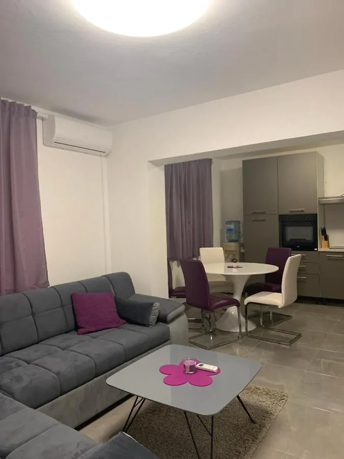 Apartment Creo Loborika Marcana